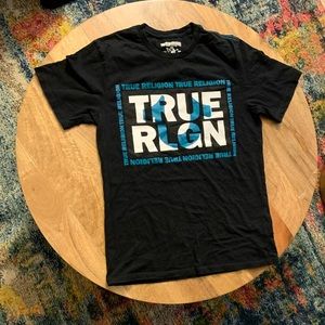 Men’s Extra small True Religion shirt